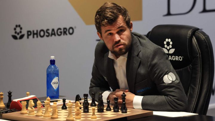 Magnus Carlsen bate su récord con el octavo título en Wijk aan Zee