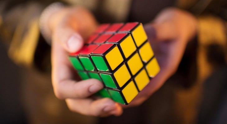 Cubo Rubik: de la geometría al rompecabezas más icónico del planeta