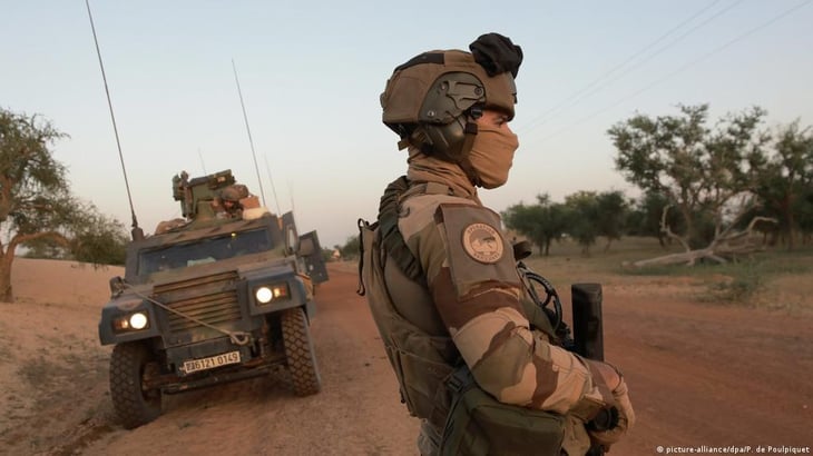 Fuerzas francesas y de Burkina Faso neutralizan a cerca de 60 yihadistas