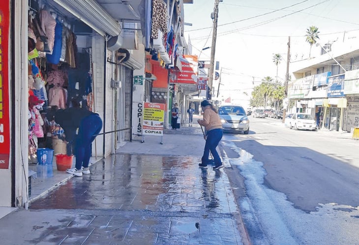Negocios de Monclova incluyen rutina diaria de limpieza y sanitización