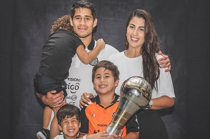 Muerte de esposa de jugador del club Olimpia conmociona al fútbol en Paraguay