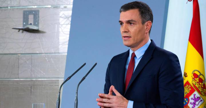 Sánchez advierte al PP que puede ser castigado como la derecha portuguesa