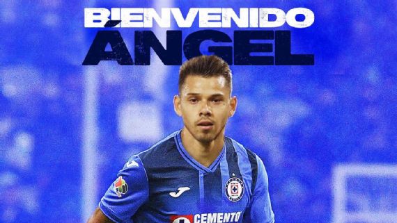 Cruz Azul hace oficial los fichajes de Iván Morales y Ángel Romero para el Clausura 2022