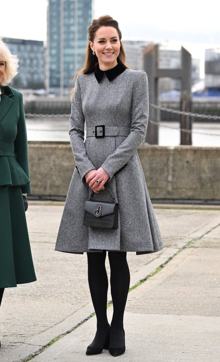 Kate Middleton, su clásico y elegante vestido gris