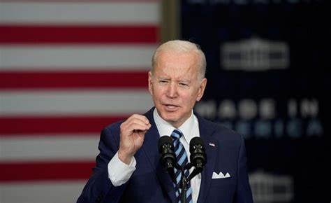 Biden celebra caída 'drástica' de casos de covid en EU, aunque siguen altos