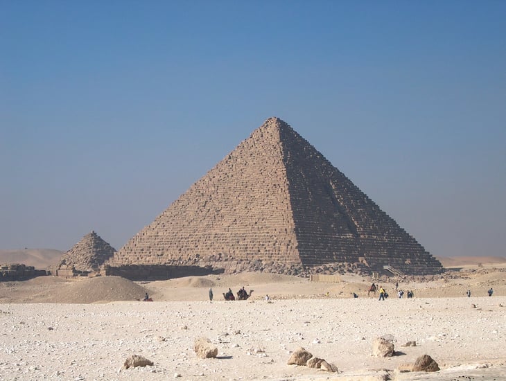 Egipto retira el museo que deslucía las vistas de la Gran Pirámide de Keops