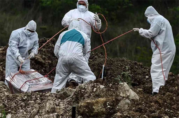 Las muertes por COVID en Honduras duplican la cifra oficial