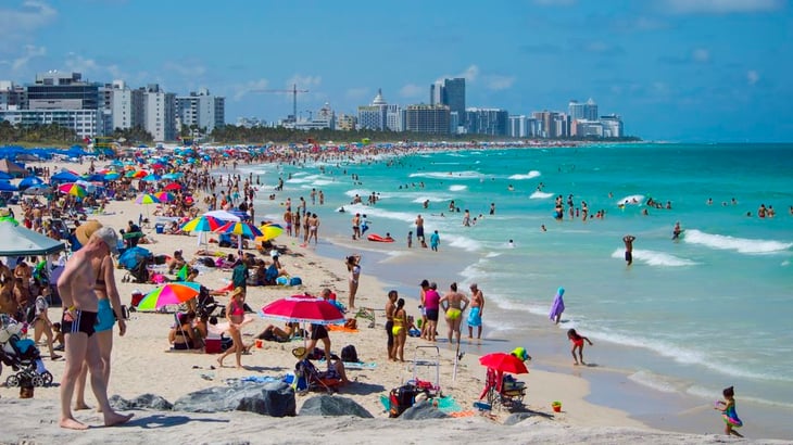 Florida logra récord de turistas nacionales en 2021, con casi 118 millones