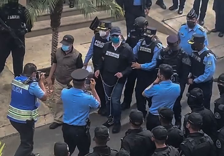 Expresidente hondureño es detenido por narcotráfico