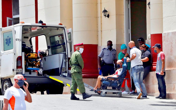 Cuba continúa con casos de COVID a la baja y registra 594 positivos
