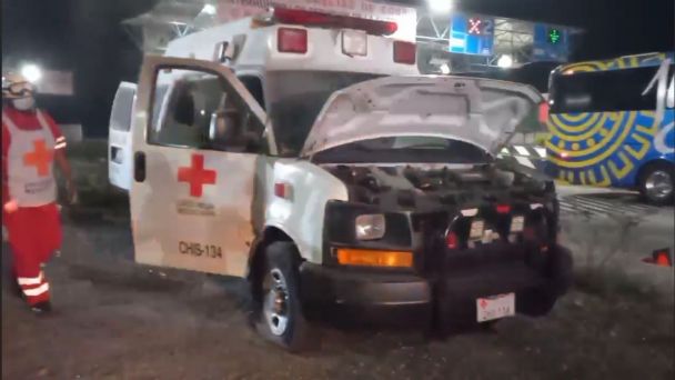 Ambulancia de la Cruz Roja queda en medio de balacera en Chiapas