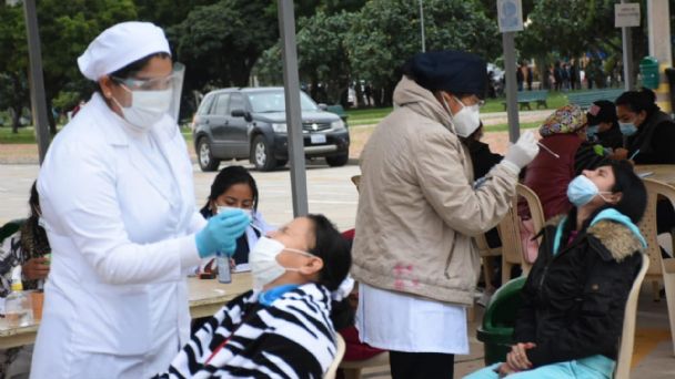 Bolivia reporta 467 nuevos contagios y 5 fallecidos por la COVID-19