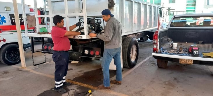 Protección Civil y Bomberos de Frontera tienen camión cisterna 