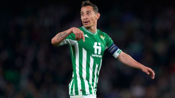 Betis avanza a los 8vos. de final de la Europa League; Guardado fue titular y capitán