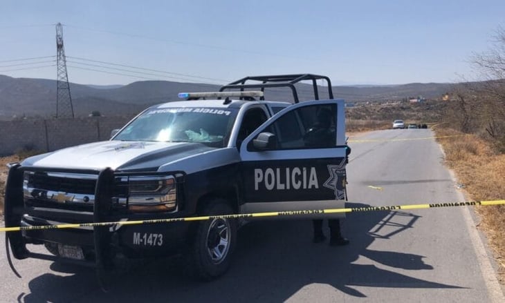 En carretera Saltillo-Torreón hallan cuerpo de una mujer calcinada