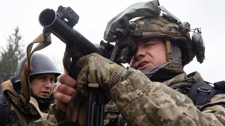 Bélgica enviará armas y combustible a Ucrania