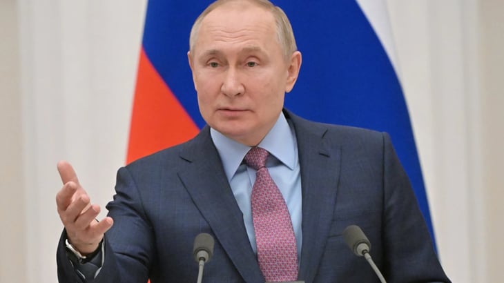Vladímir Putin pone en alerta sus fuerzas de disuasión nuclear