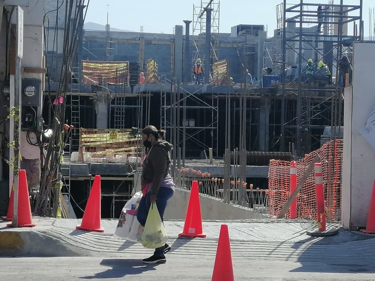 Mega construcción de tres pisos avanza en la Zona Centro de Monclova 
