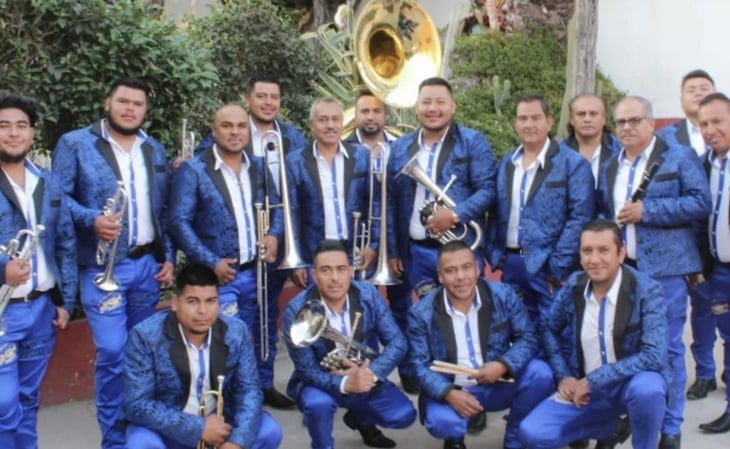 Cinco integrantes de la banda mexicana “San Juan Bautista” mueren en accidente de tránsito