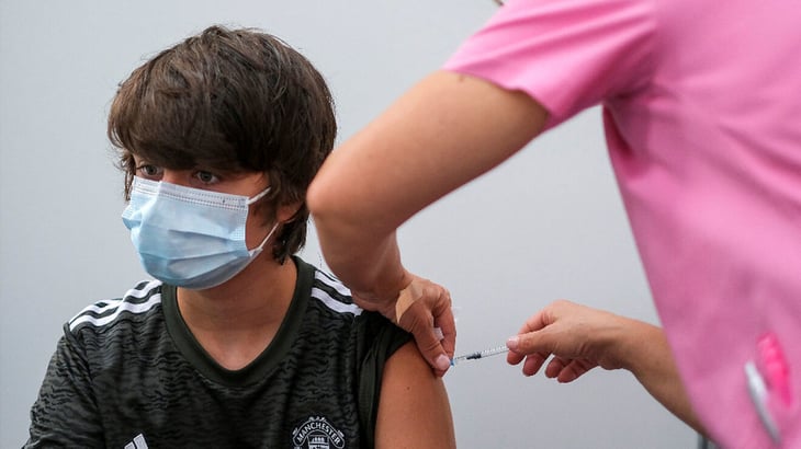 Ecuador aplica refuerzos de vacunas anticovid a mayores de 12 años