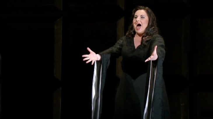La Met Ópera remplazará a Anna Netrebko por una soprano ucraniana