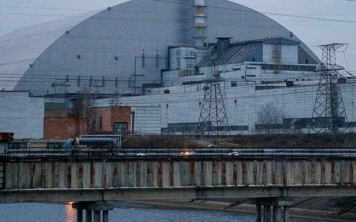 Autoridades advierten que Chernobyl se está quedando sin energía, al ser tomada por los rusos