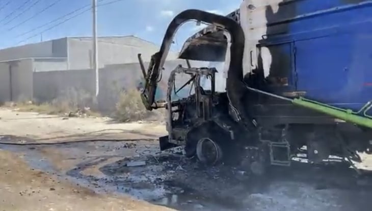Camión recolector de basura en Saltillo se incendia 