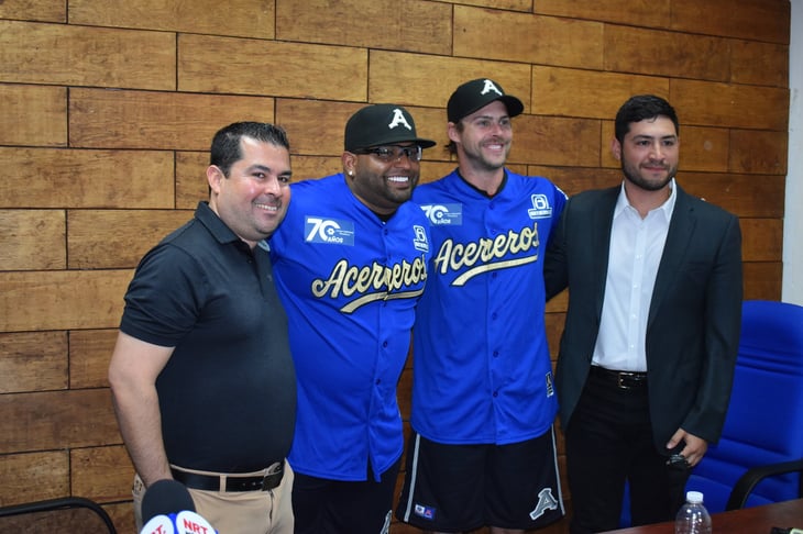 Acereros presenta a sus nuevas contrataciones José Sandoval y Josh Reddick