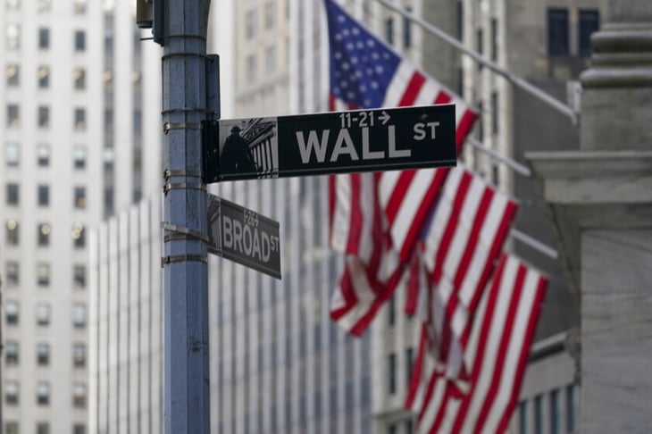 Wall Street cierra mixto y el Dow Jones sube un inapreciable 0.002 %
