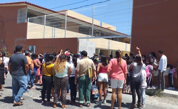 Vuelve a clases presenciales Centro Escolar Juchitán