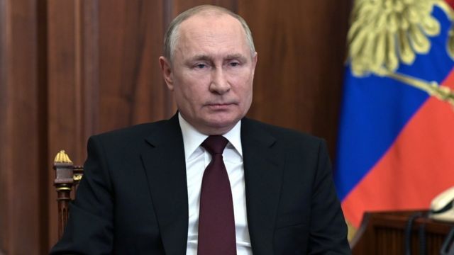 Putin insiste en que la operación en Ucrania se desarrolla según lo planeado