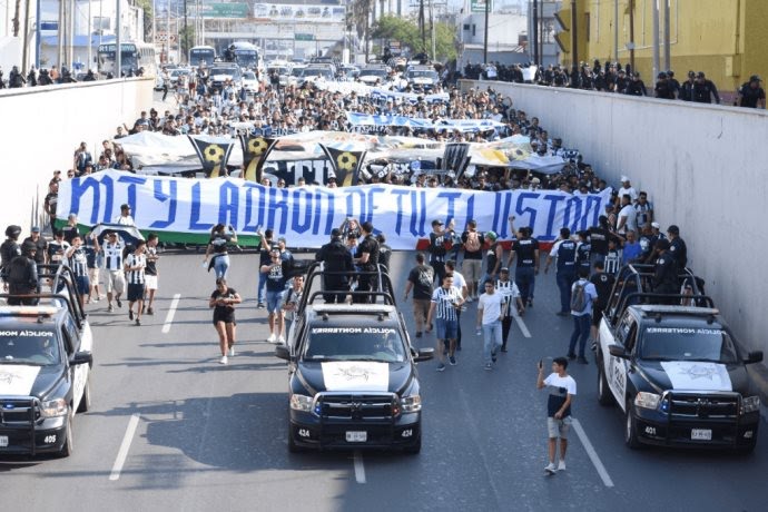Policías de Monterrey vigilarán caravana de Rayados