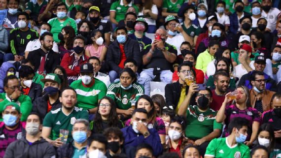 Aficionados promueven en redes el grito homofóbico durante el México vs Estados Unidos en el Estadio Azteca