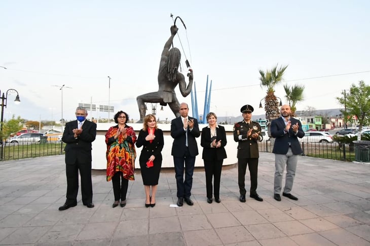 Alcalde de Monclova inaugura la feria del arte 2022