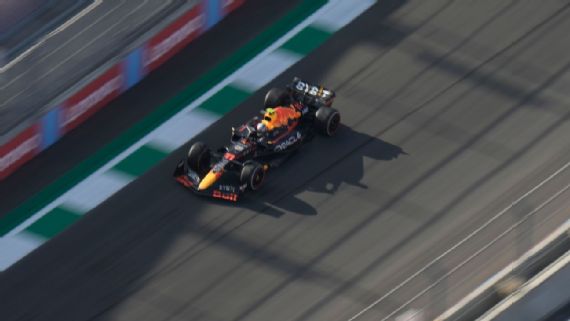 Checo Pérez finalizó 7mo en la primera práctica para el Gran Premio de Arabia Saudita