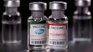 El primer lote de vacunas Moderna contra la covid-19 llega a Perú