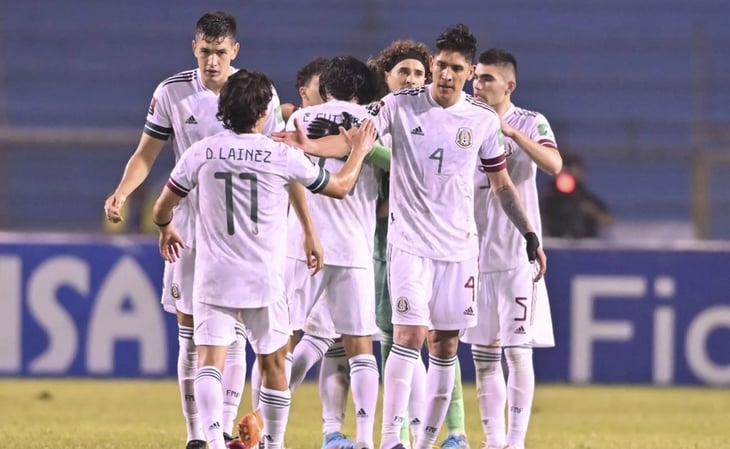Los mexicanos que podrían perderse el debut de México en Qatar 2022