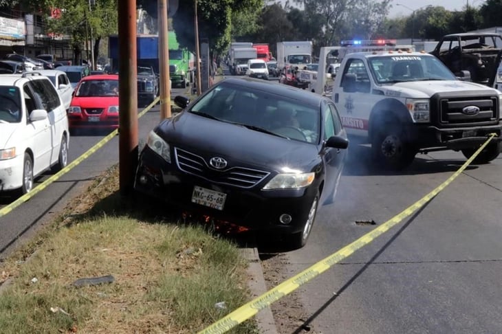 Matan a automovilista en presunto intento de asalto en Tlalnepantla