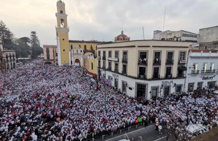 Presume Cuitláhuac García marcha en apoyo a la revocación de mandato