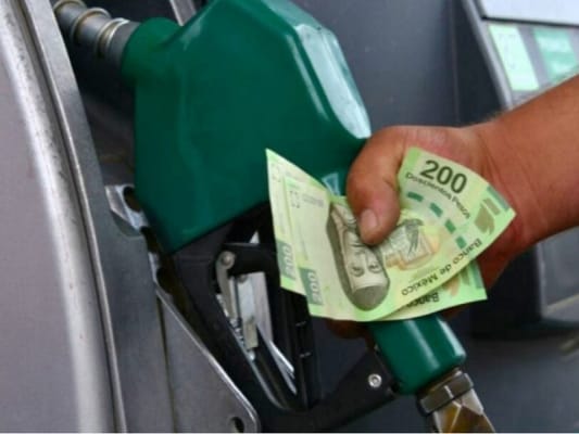 Gasolineros: Sí regresó el subsidio a las gasolinas, pero aumentó el precio de los combustibles