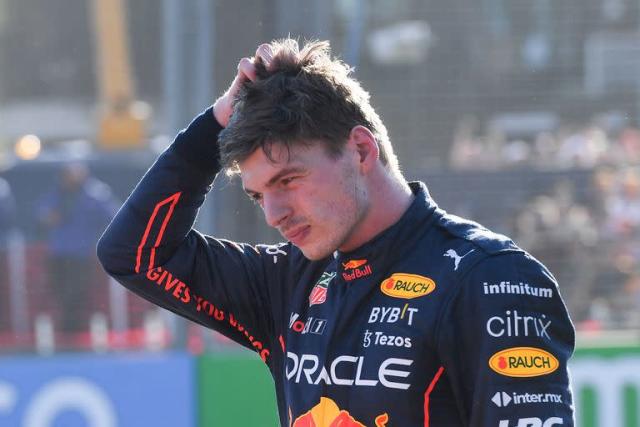 Verstappen: Es muy decepcionante no haber acabado; no sé aún qué pasó