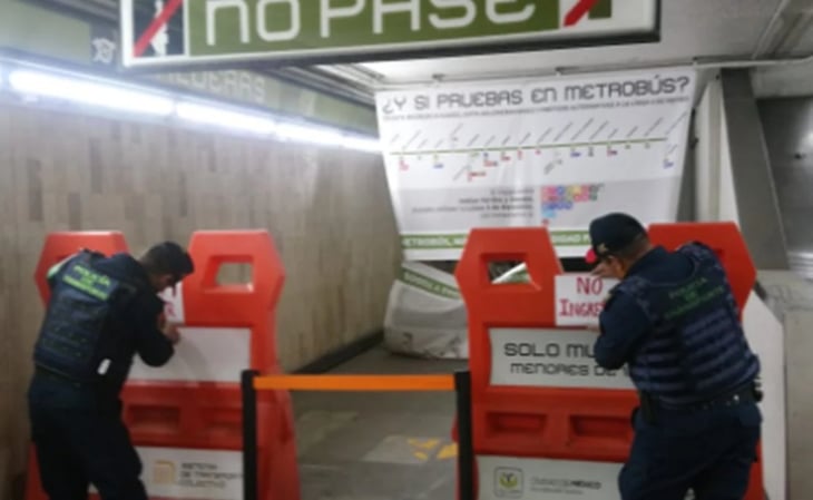Cae plafón en estación del Metro Balderas