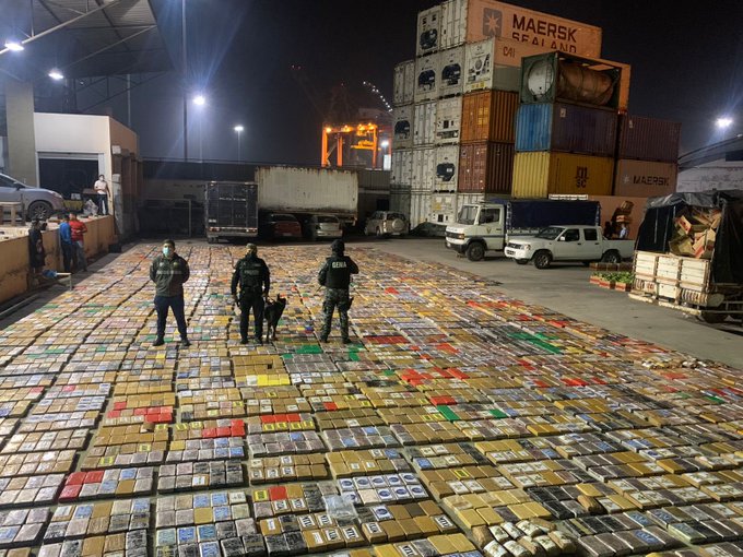 Ecuador decomisa casi tres toneladas de droga con destino a Bélgica