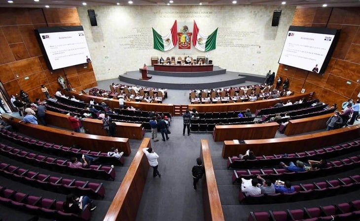Renuncian a Morena cinco diputados en el Congreso de Oaxaca