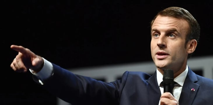 Macron reprocha a Le Pen su idea 'aberrante' de desmontar aerogeneradores
