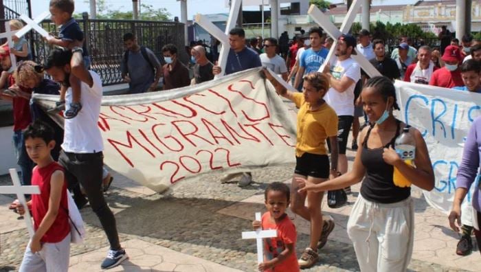 Sale segunda caravana migrante de Tapachula rumbo a la CDMX