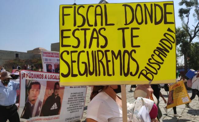 Protestan en Oaxaca familiares de desaparecidos