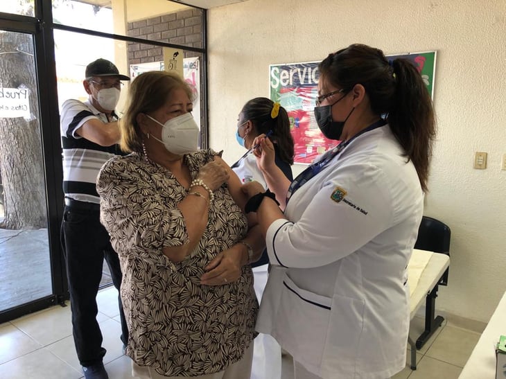 4ta dosis contra Coronavirus en el Centro de Salud Guadalupe