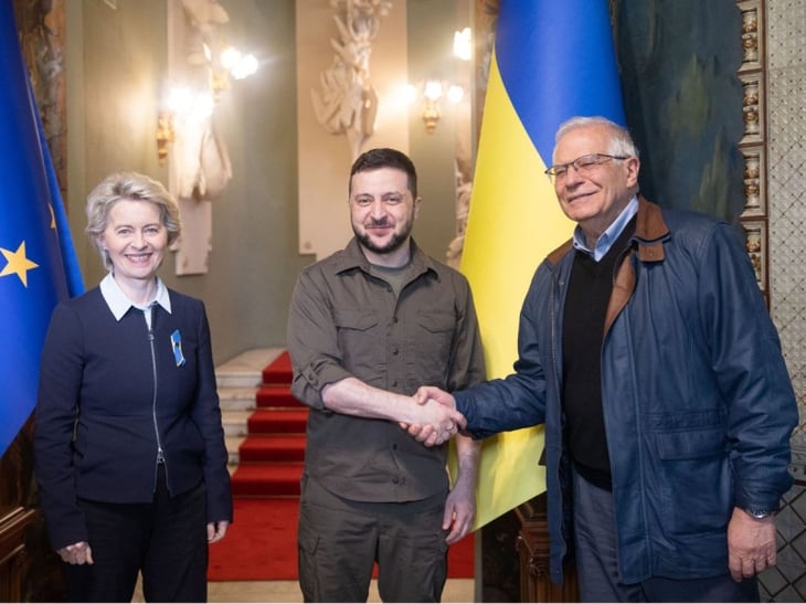 Ucrania completó el formulario de ingreso a la Unión Europea; espera respuesta positiva