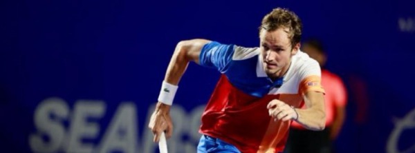 Wimbledon no dejará competir a tenistas rusos y bielorrusos; Medvedev está fuera